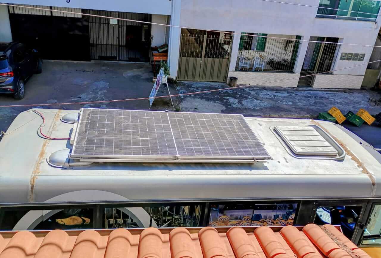 Sistema Off Grid Micro-&ocirc;nibus Escolar